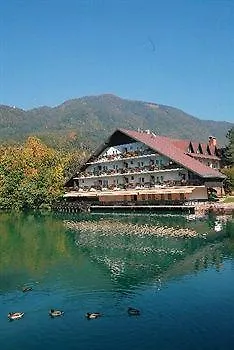 Hotel Alma & Castle Hrib Preddvor