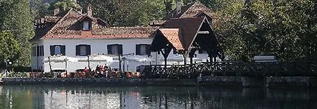 Hotel Alma & Castle Hrib Preddvor