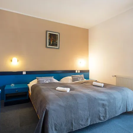 Hotel Alma & Castle Hrib Preddvor
