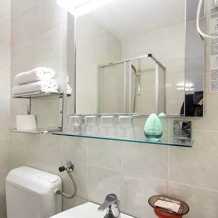فندق Hotel Alma & Castle Hrib