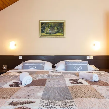 Hotel Alma & Castle Hrib Preddvor