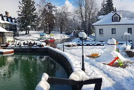 فندق Hotel Alma & Castle Hrib بريدفور